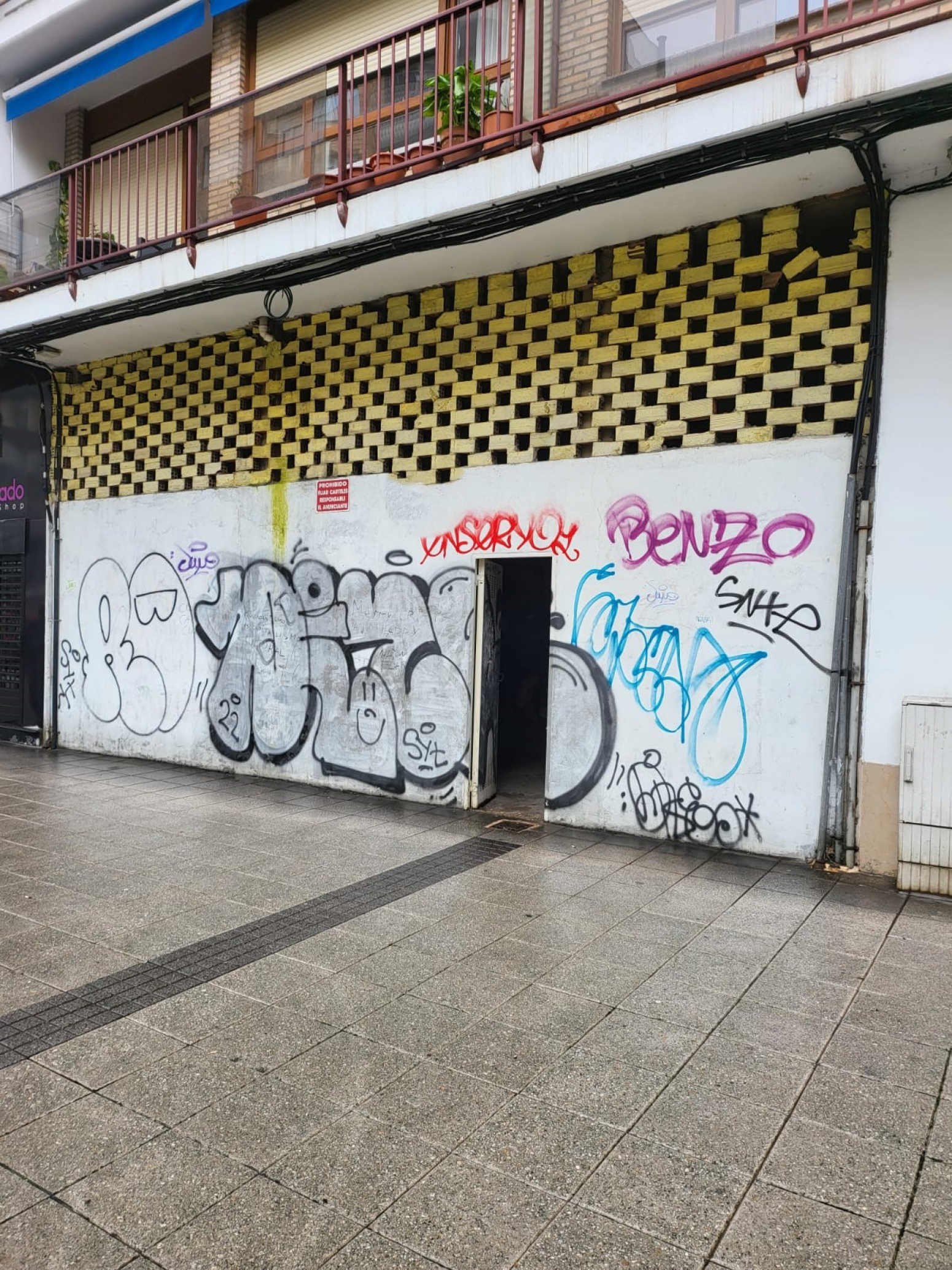 Local comercial a pie de calle en zona comercial