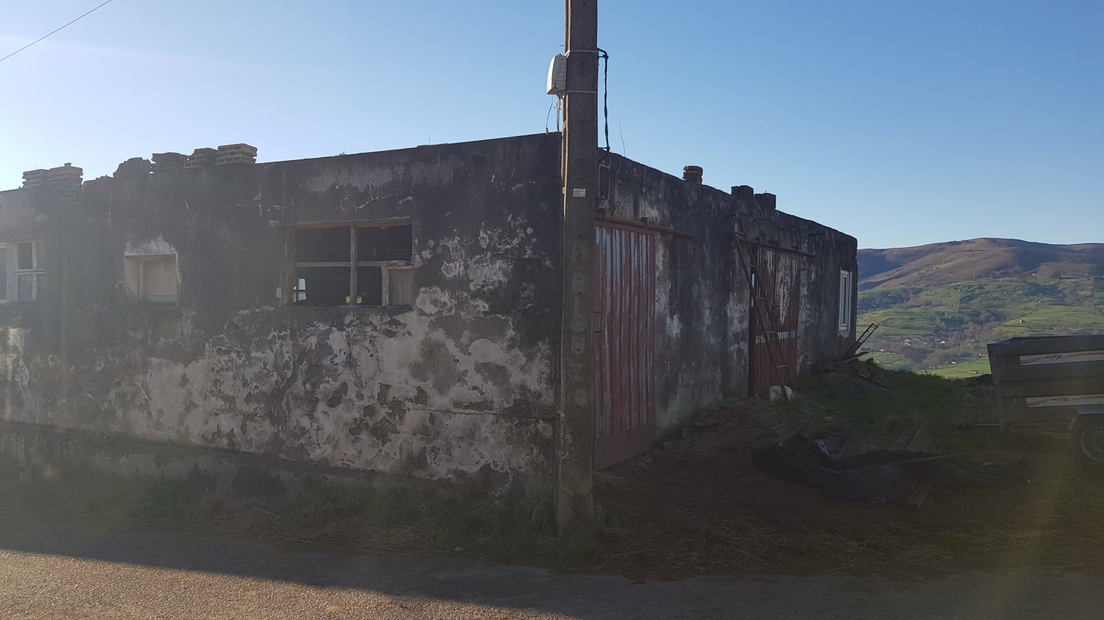 Finca mixta con una construccion de 248 m2