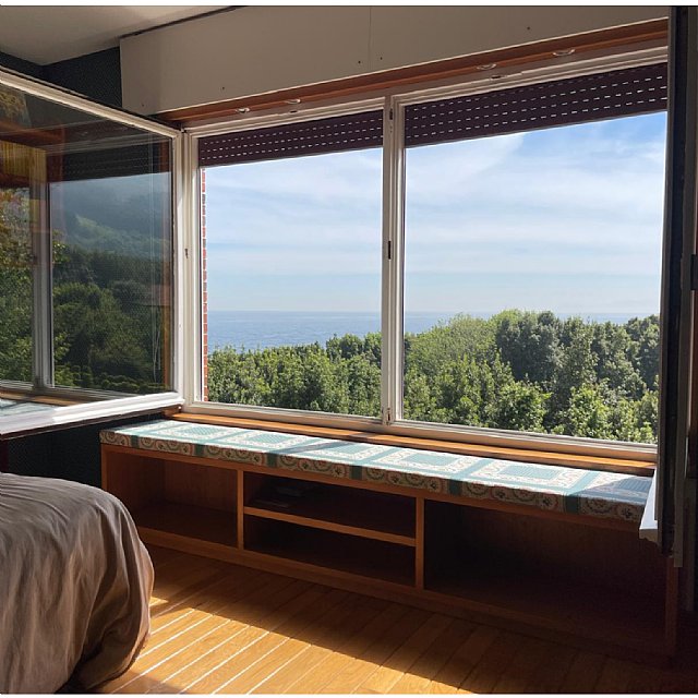 Chalet independiente con piscina privada en Islares
