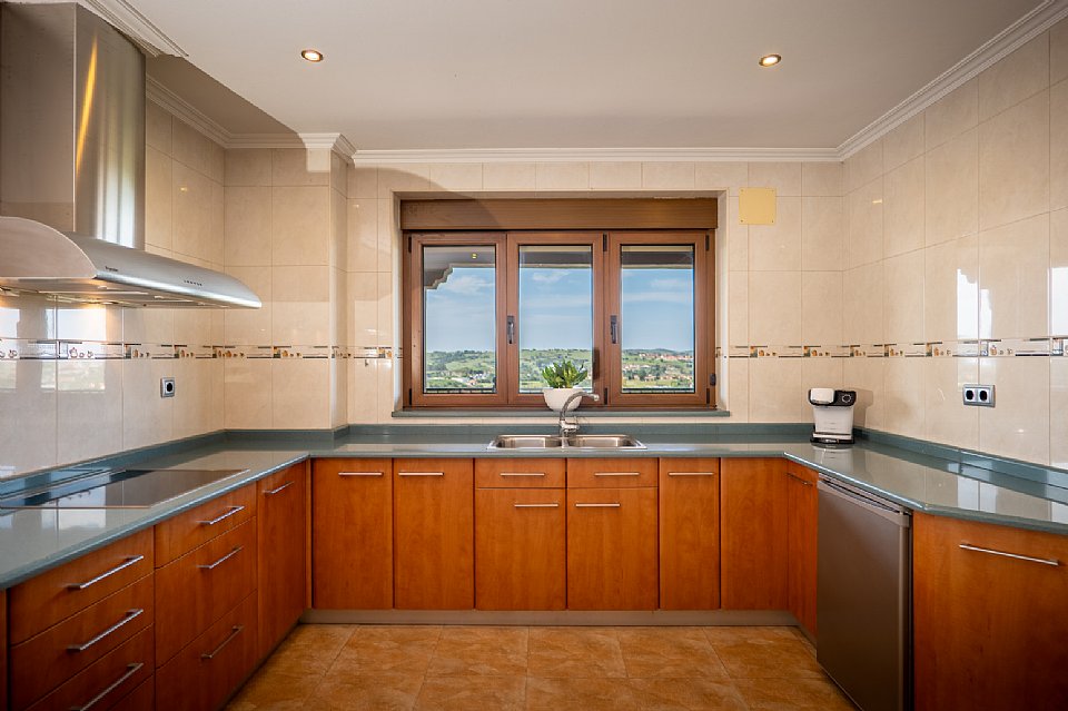 Espectacular chalet independiente en Reocin