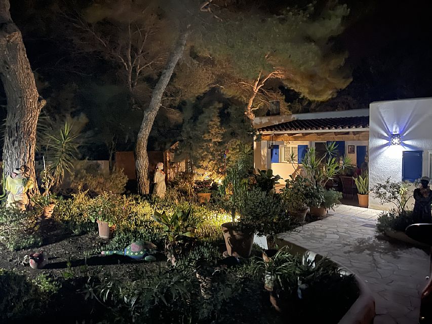 Casa independiente de 3 habitaciones con parcela de 1300 metros en Formentera