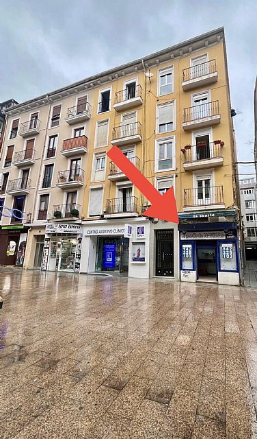 Local a pie de calle en zona prime en el centro de Santander