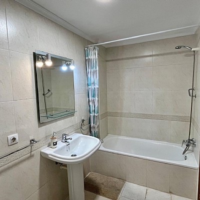 Se vende luminoso piso en Hoznayo, con piscina y muy bien ubicado. Se vende luminoso piso en Hoznayo, con piscina y muy bien ubicado.