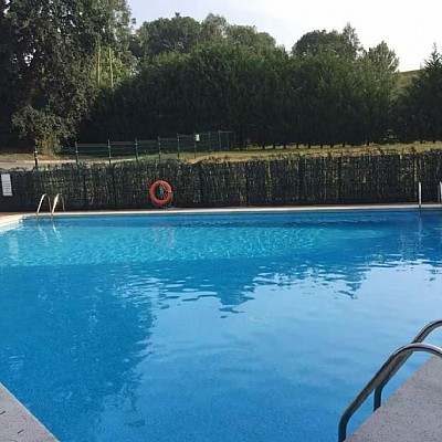 Se vende luminoso piso en Hoznayo, con piscina y muy bien ubicado. Se vende luminoso piso en Hoznayo, con piscina y muy bien ubicado.