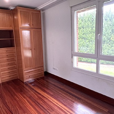 PISO DE 3 HAB Y 2 BAÑOS CON GARAJE EN ENTRAMBASAGUAS