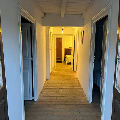 Conjunto de 2 chalets pareados con proyecto visado y licencia para reformar y con parcela de 2000 metros en plena naturaleza
