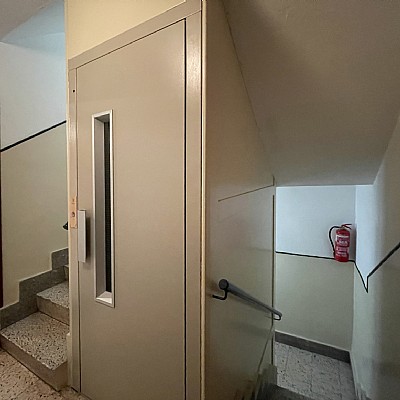 Piso de 3 habitaciones con ascensor y balcón en el centro de Reinosa