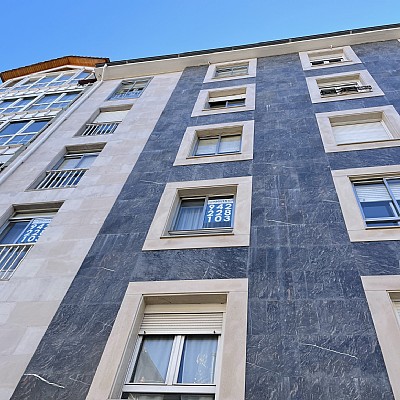 Piso de 3 habitaciones con ascensor y balcón en el centro de Reinosa