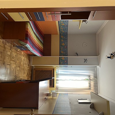 Piso de 3 hab y 2 baños con garaje y balcon en Valdenoja