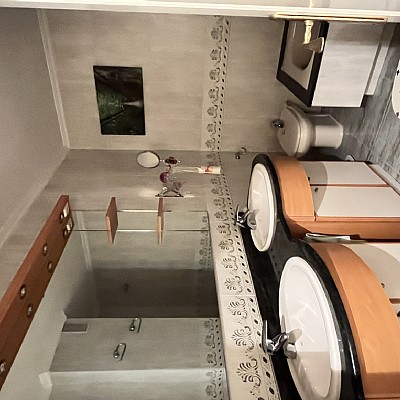 Piso de 3 hab y 2 baños con garaje y balcon en Valdenoja
