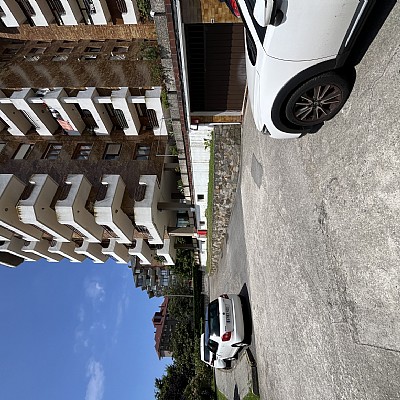 Piso de 3 hab y 2 baños con garaje y balcon en Valdenoja