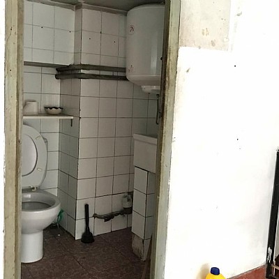 Local comercial en plena calle Castilal ideal para negocio
