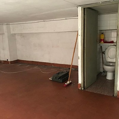 Local comercial en plena calle Castilal ideal para negocio