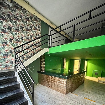 Local destinado a ocio y hosteleria en pleno centro de Santander
