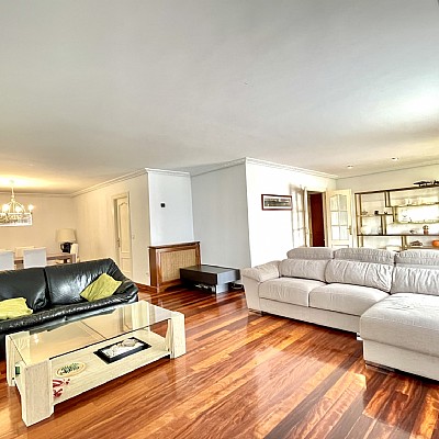 Duplex de 260 metros con garaje cerrado en El Sardinero