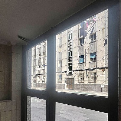 Piso de 2 hab y un baño en el centro de Santander