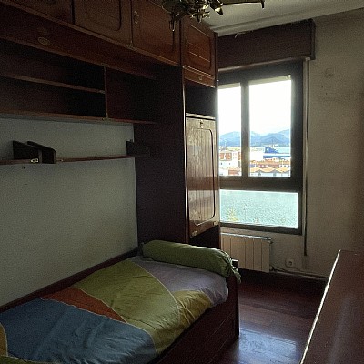 Local comercial en plena calle Castilal ideal para negocio