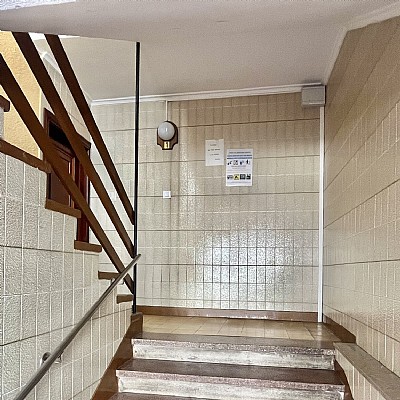 Piso de 2 hab y un baño en el centro de Santander
