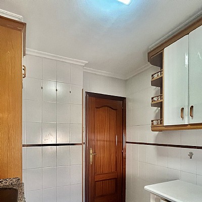Piso de 2 hab y un baño en el centro de Santander