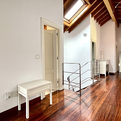 Duplex de 260 metros con garaje cerrado en El Sardinero