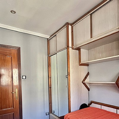Piso de 2 hab y un baño en el centro de Santander