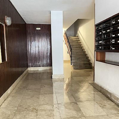 Local comercial en plena calle Castilal ideal para negocio