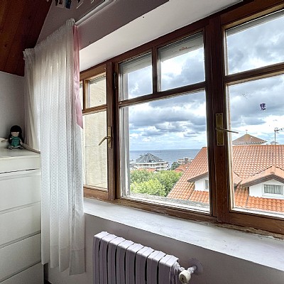 Duplex de 260 metros con garaje cerrado en El Sardinero