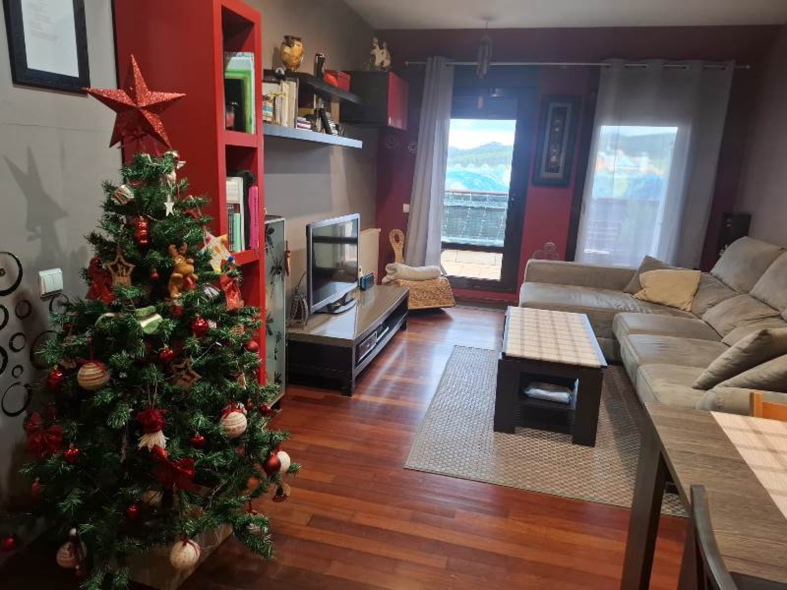 SE VENDE PISO CON GARAJE Y TRASTERO EN QUIJAS-REOCIN