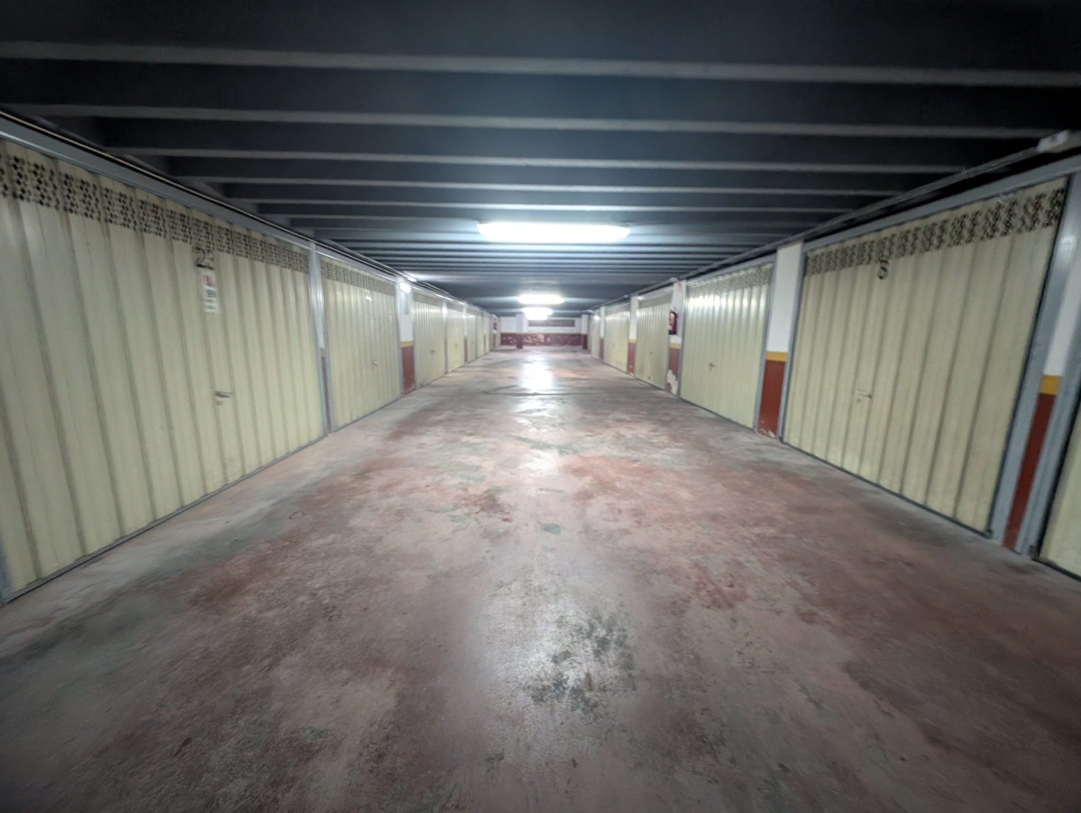 Garaje cerrado en venta en Nuevo Colindres II ? Planta sótano