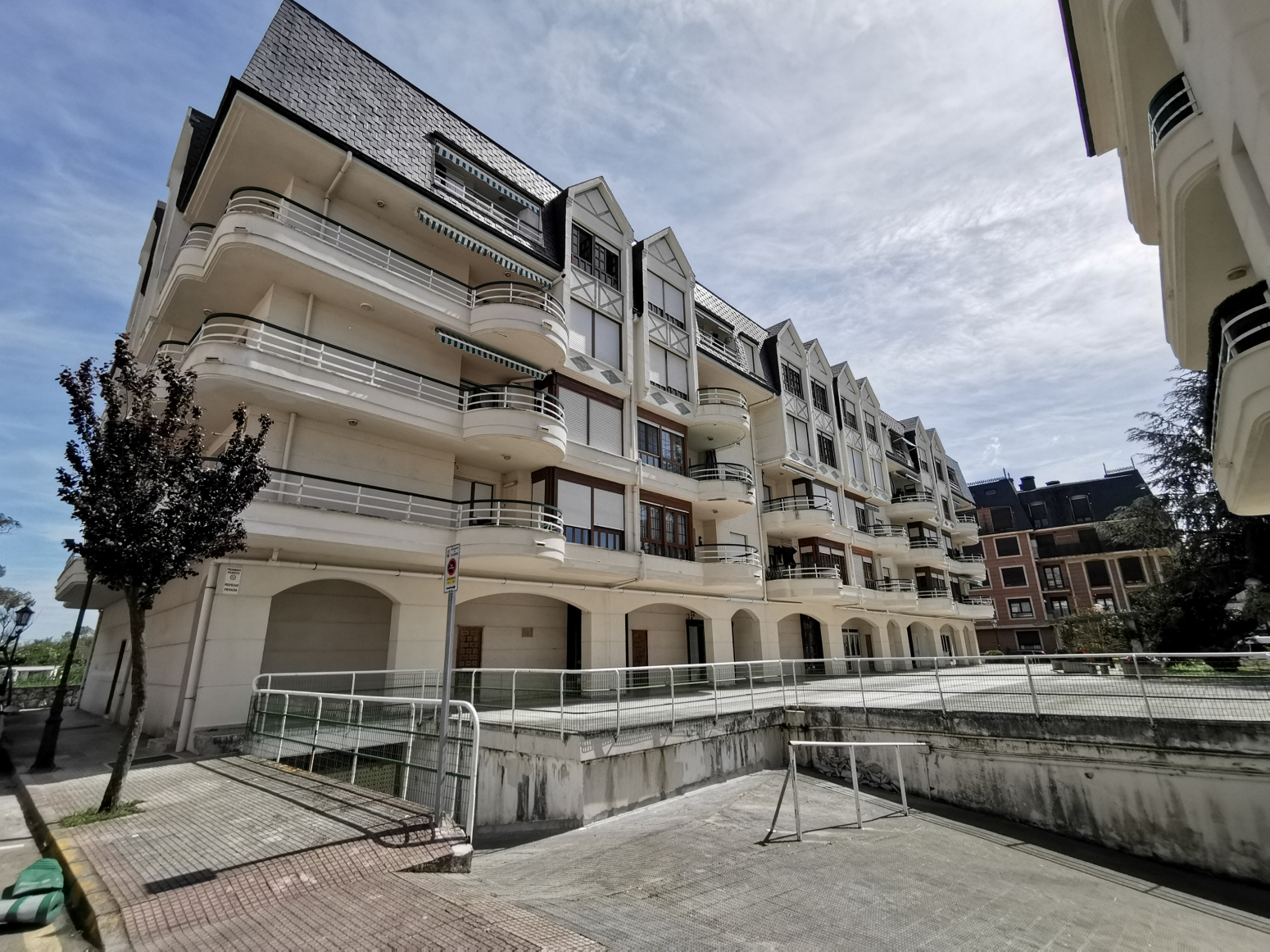 Garaje cerrado en venta en Nuevo Colindres II ? Planta sótano