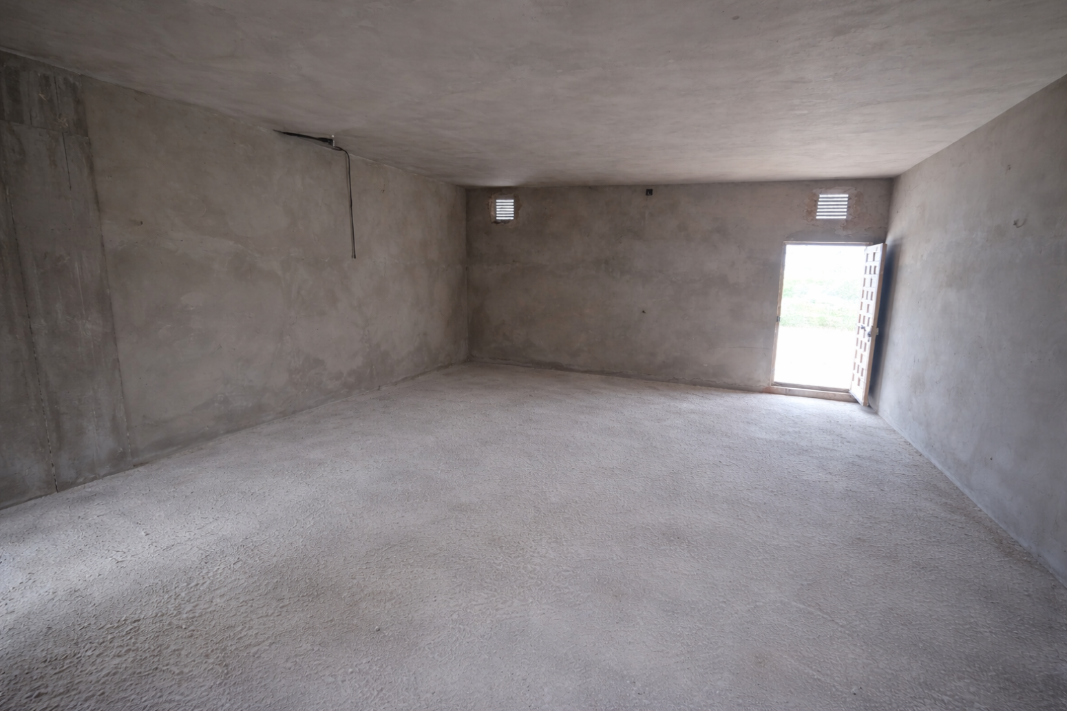 Local con muchas posibilidades en Colindres ? Ideal para iniciar tu actividad