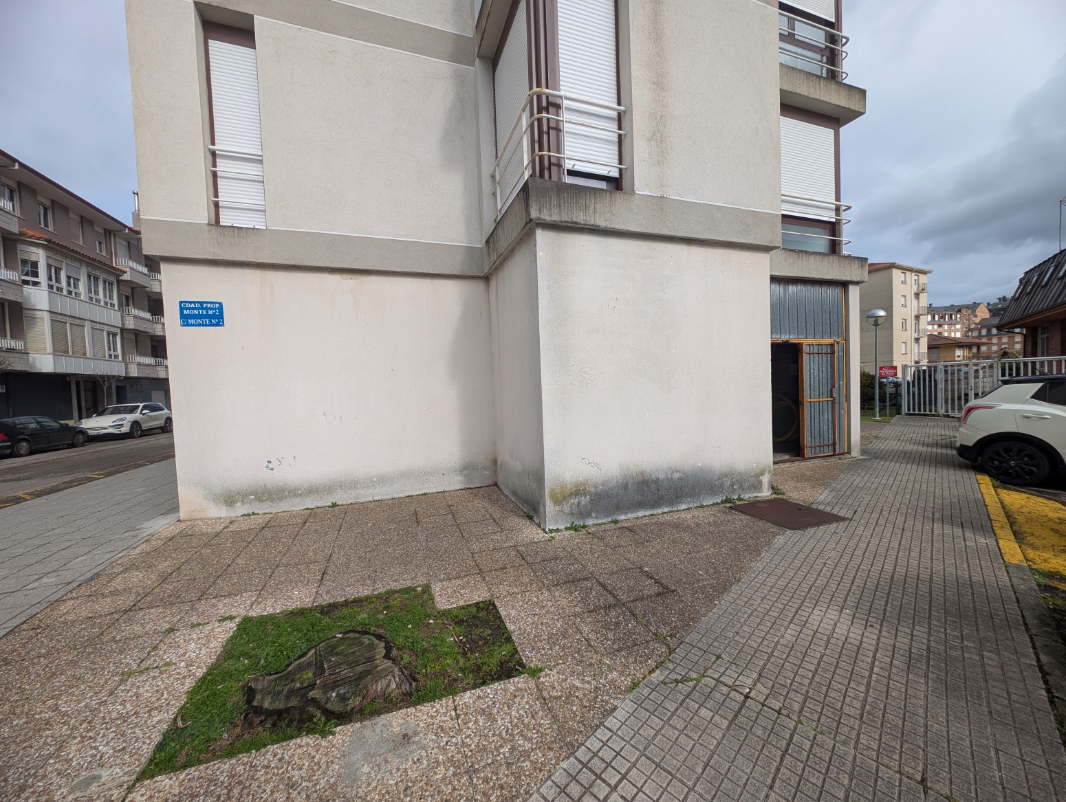 Local Comercial  de 135 m2 en el centro de Colindres 