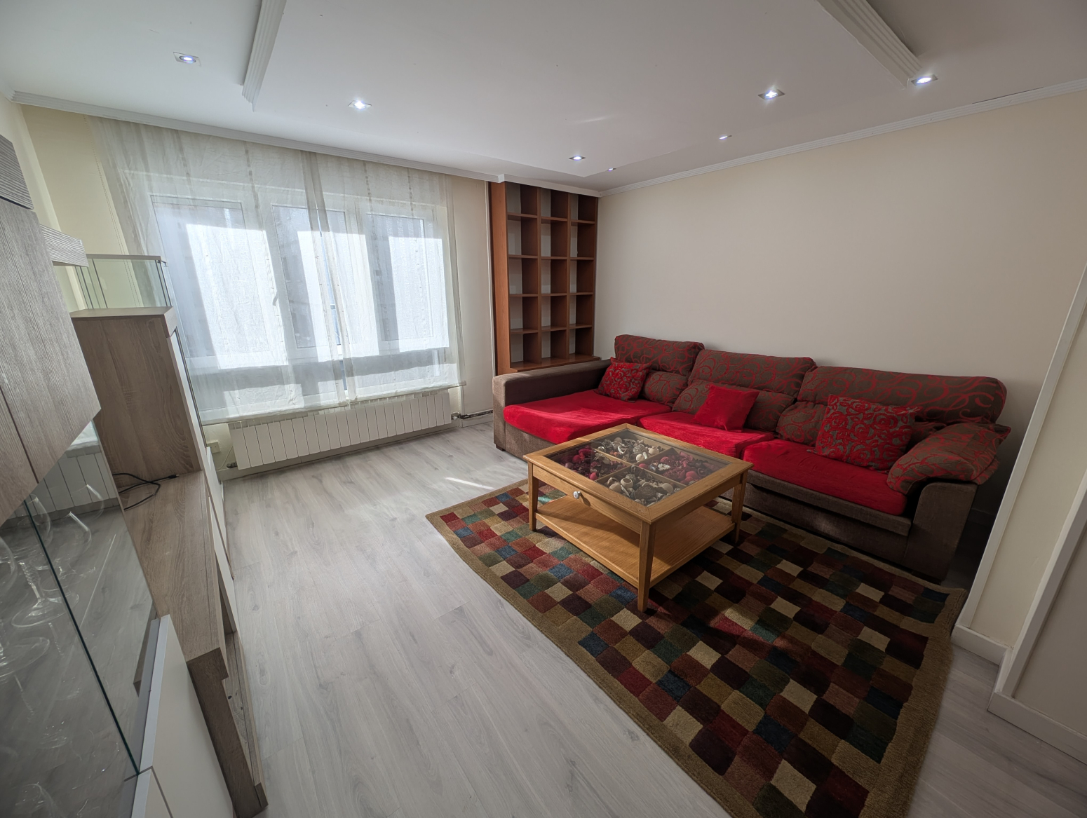 Piso céntrico en Colindres, 3 habitaciones, muy luminoso