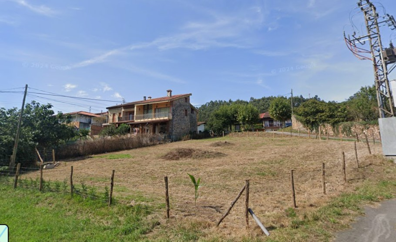 Terreno urbano en Rasines de 1031 m2 