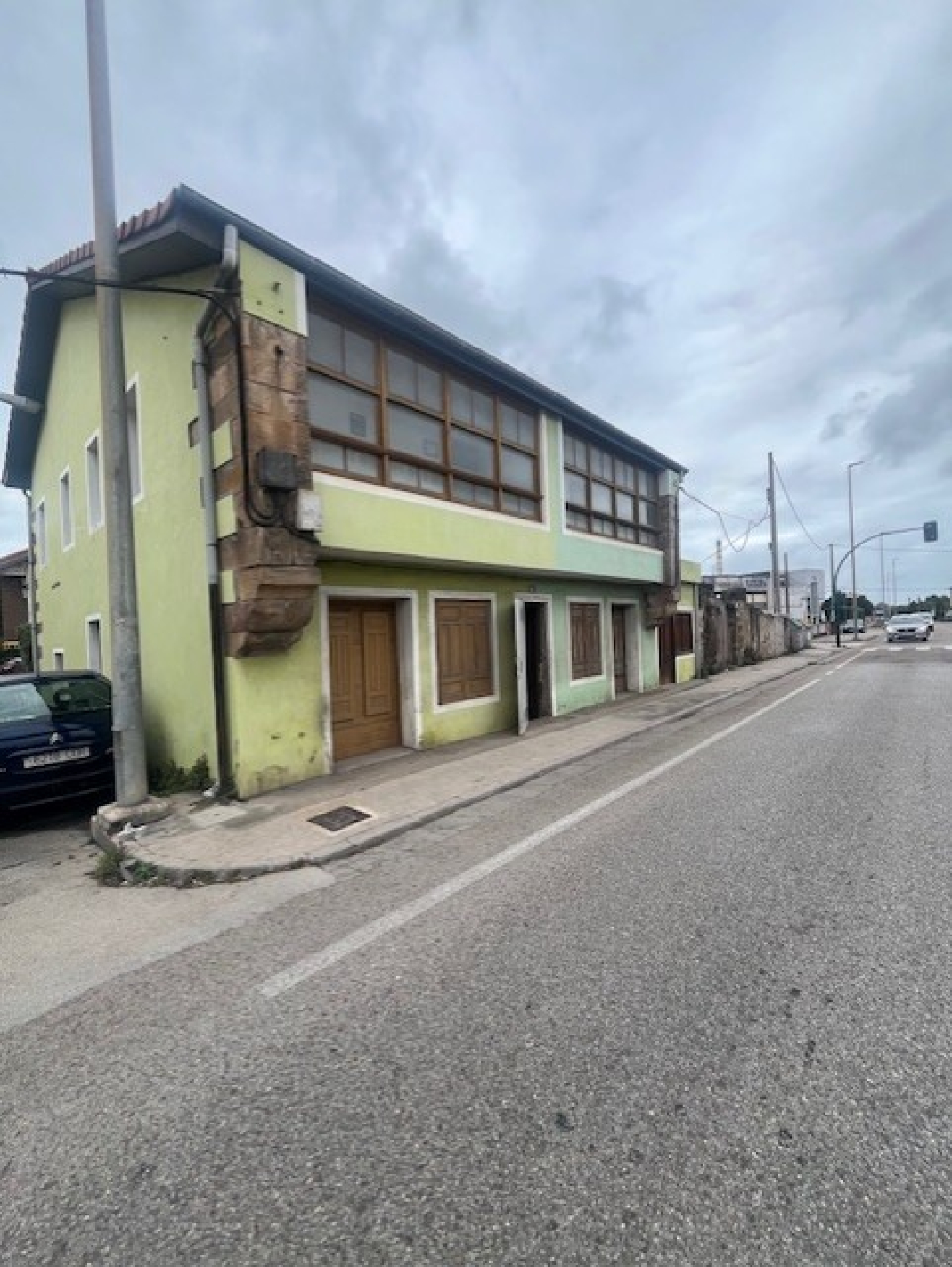 DOS CASAS ADOSADAS EN BARREDA