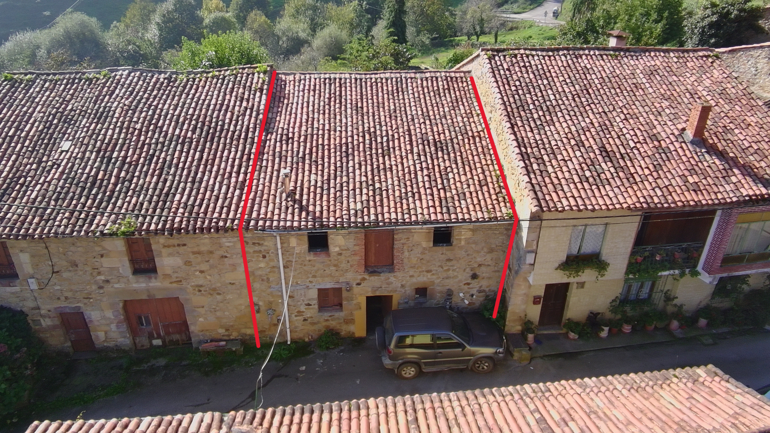 SE VENDE CASA-CUADRA EN HIJAS