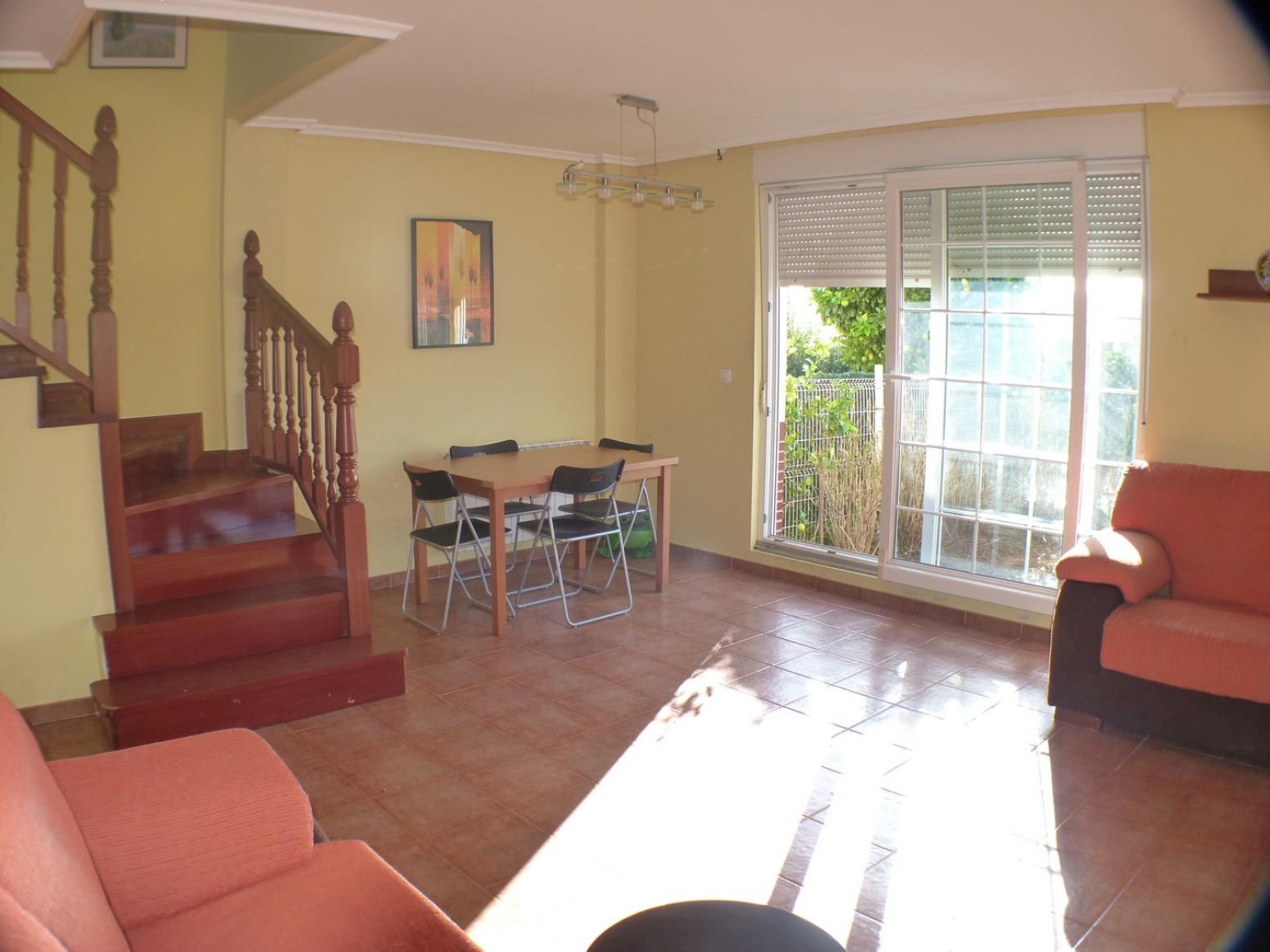 CHALET ADOSADO EN CERRAZO