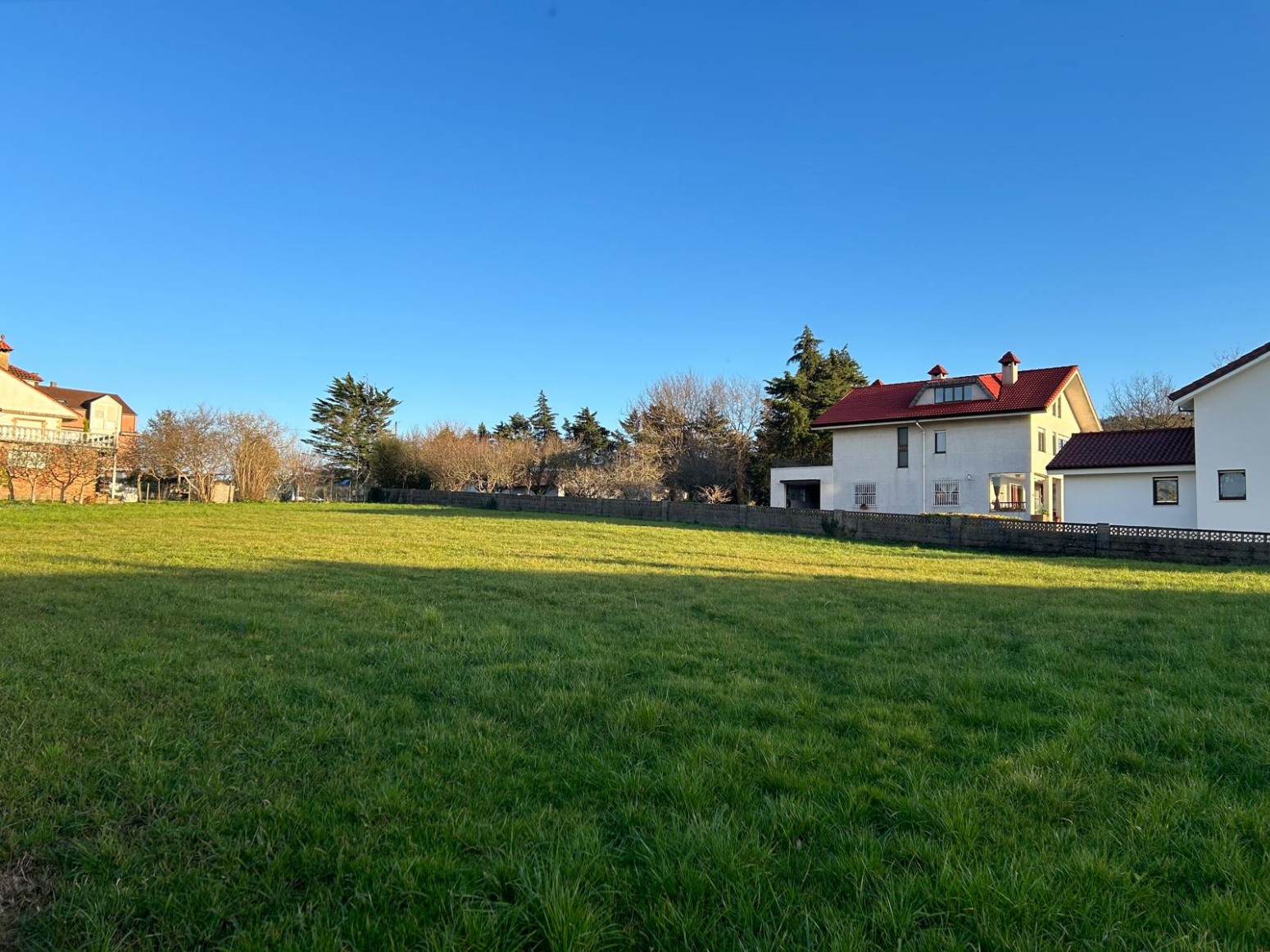 FINCA URBANA EN PENAGOS DE 1970m²