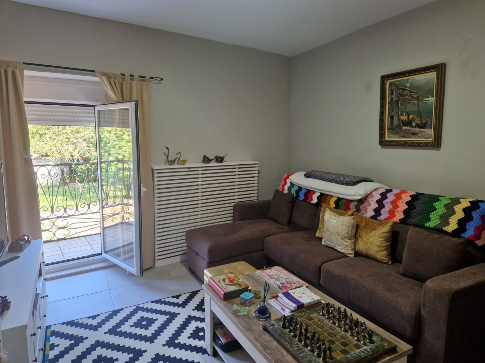CASA INDEPENDIENTE DE 3 PLANTAS CON 5130 m² DE TERRENO