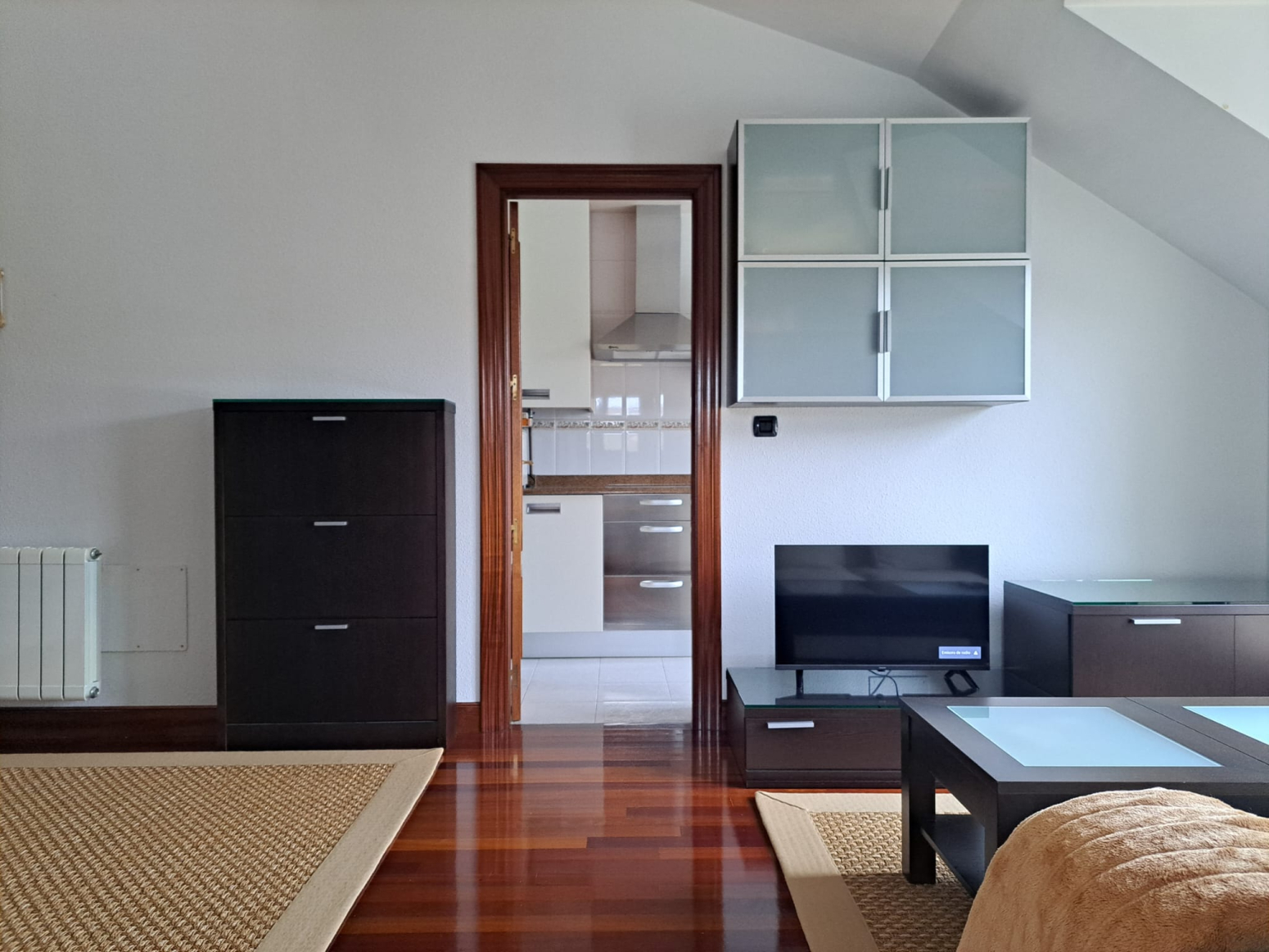 AMPLIO ATICO EN LA PENILLA DE CAYON CON GARAJE Y TRASTERO