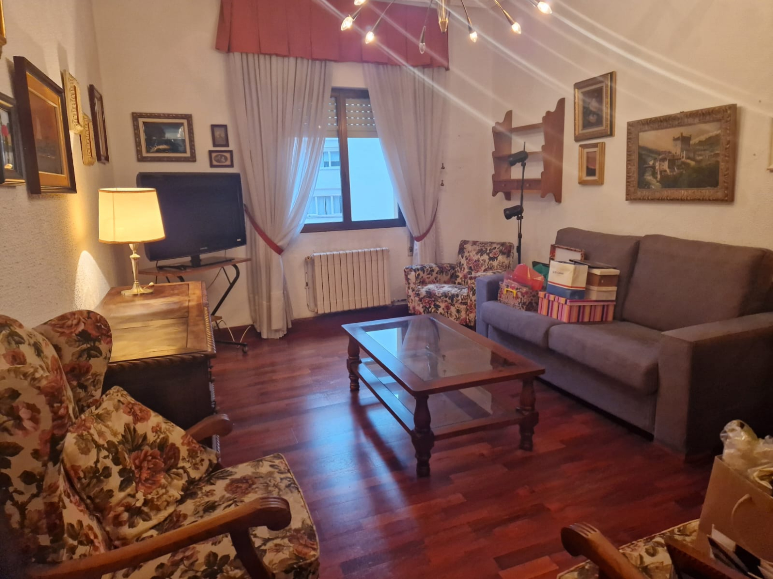 PISO DE 162m² JUNTO AL AYUNTAMIENTO