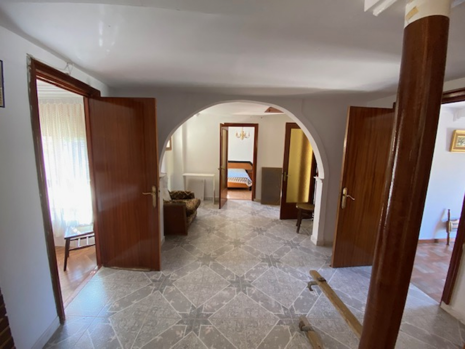 Venta de Casa de piedra en Puentetoma con terreno