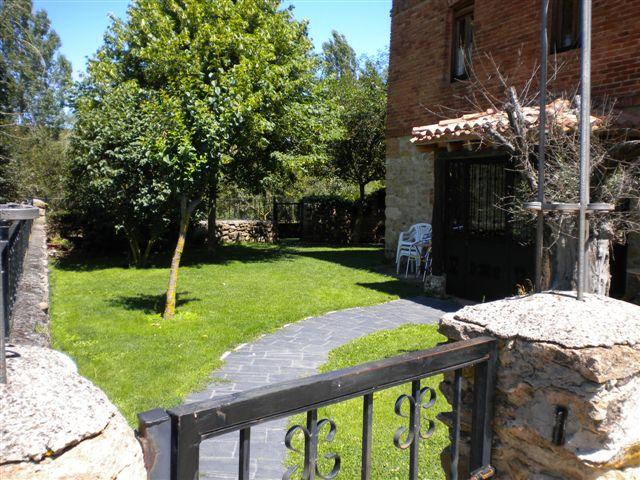 Venta de 3 casas rurales en pleno funcionamiento