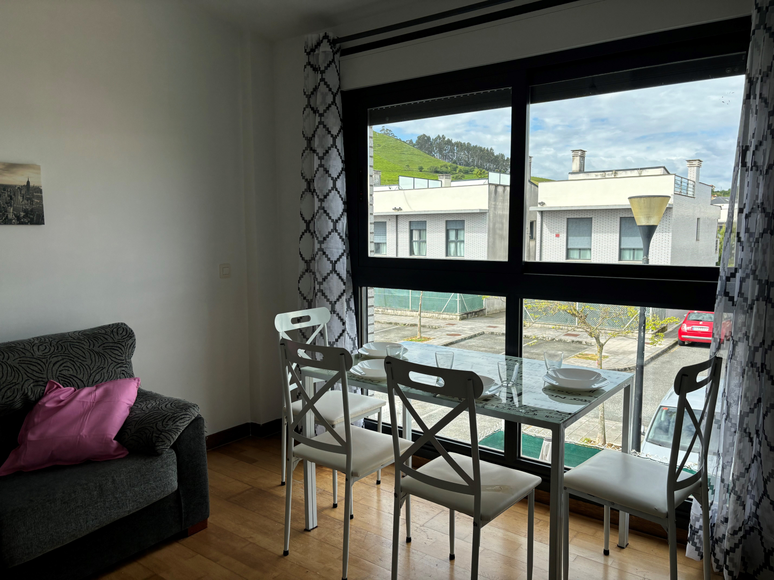 Venta de piso con terraza en Mogro. Miengo