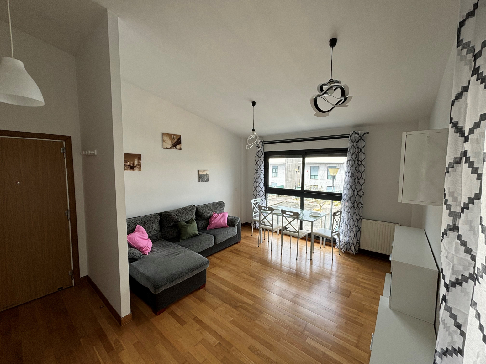 Venta de piso con terraza en Mogro. Miengo
