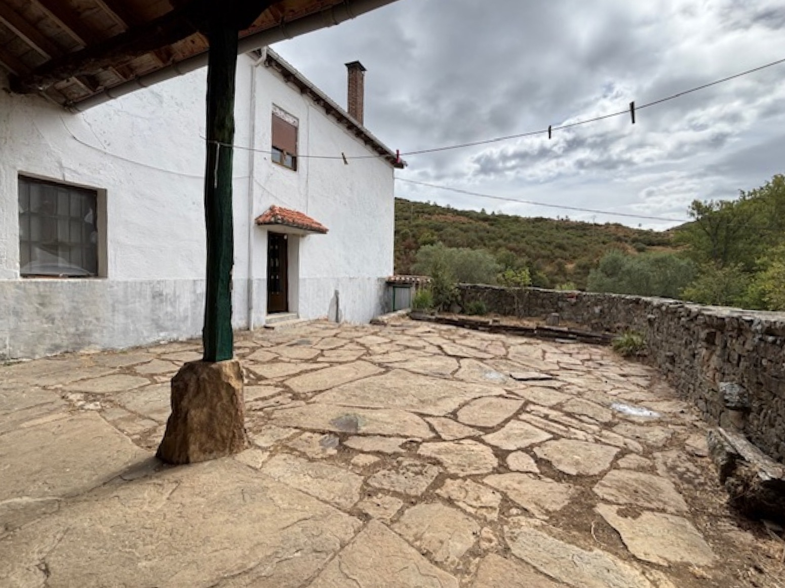 Casa con cuadra y pajar en San Cebrián de Mudá