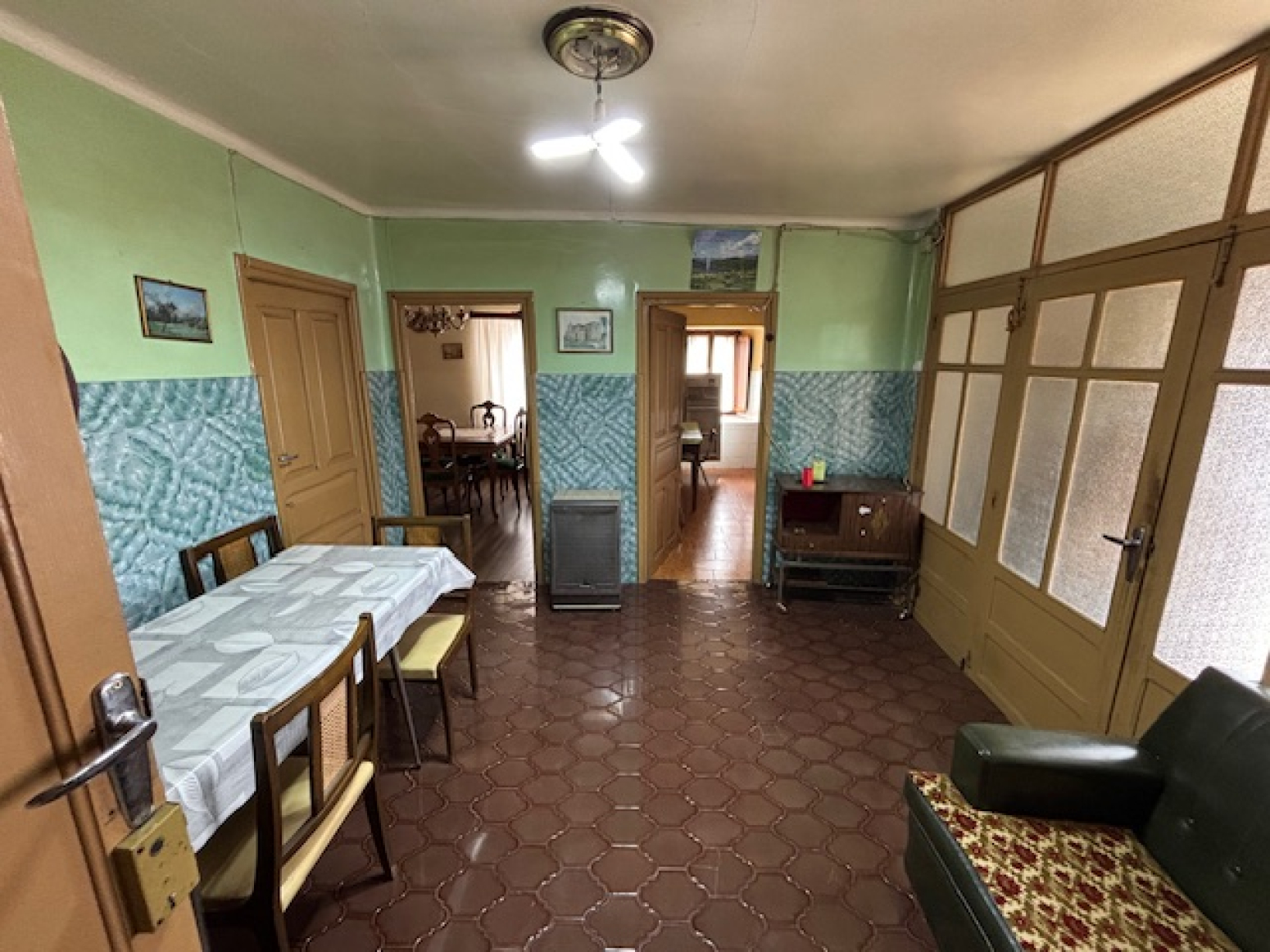 Casa con cuadra y pajar en San Cebrián de Mudá