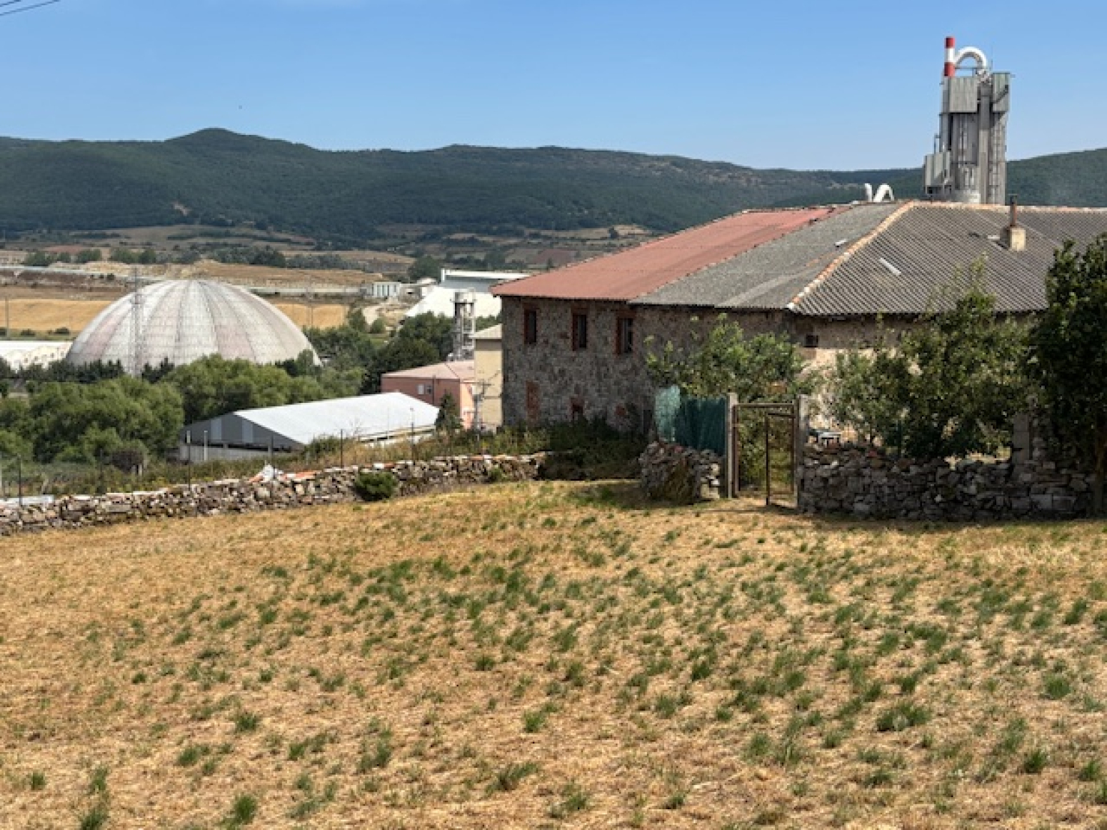 Casa en Mataporquera con terreno y garaje
