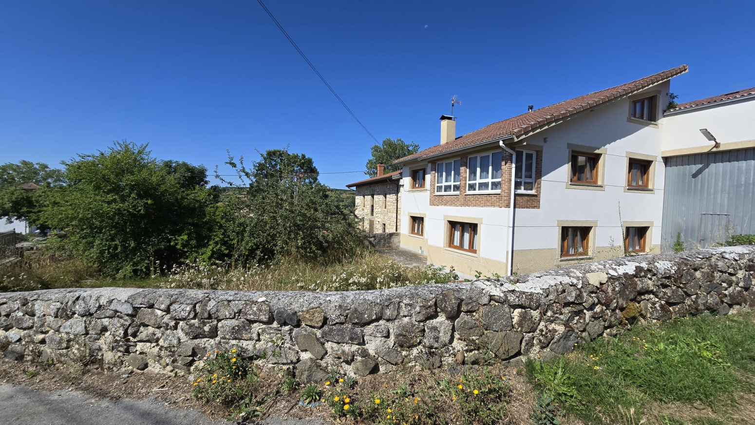 Casa con nave en La Población (Campoo de Yuso)