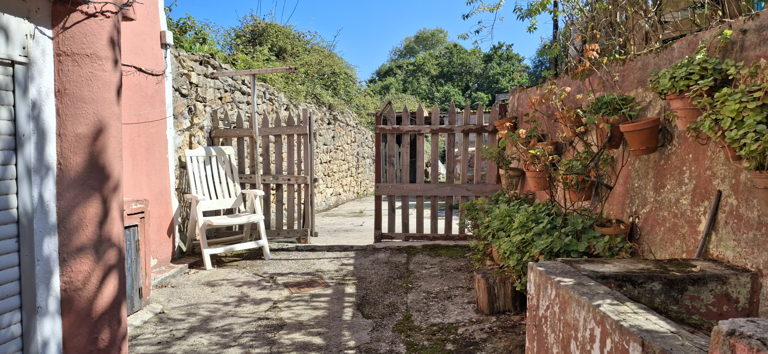 casa con jardín en Reocín